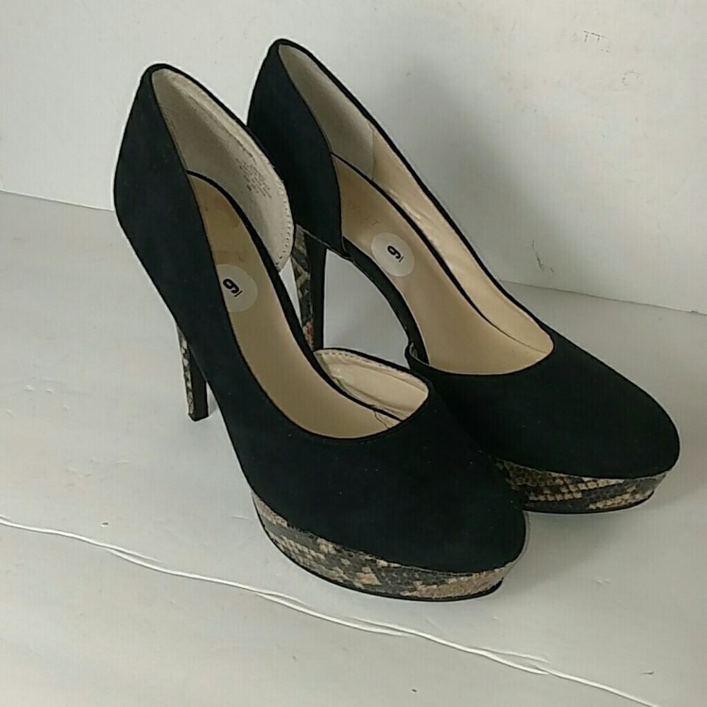 Nine West Black Suede Snake Print Heels